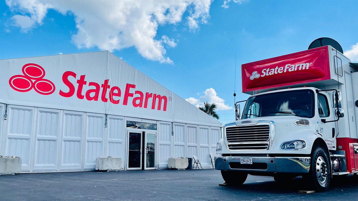 RailsbackSF's tweet image. Customers impacted by the recent wildfires can file a claim online, through the @StateFarm mobile app, by calling 1-800-SFCLAIM or by contacting my office. st8.fm/4fQFs71