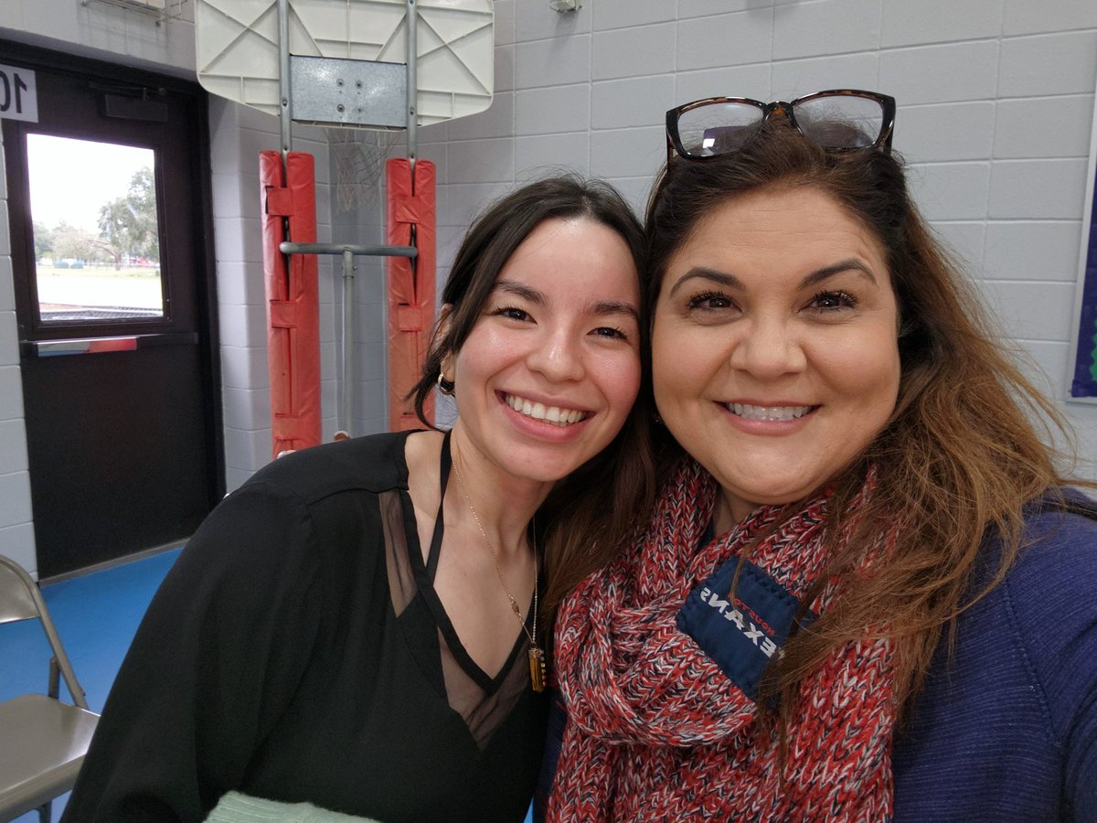 MatturroMEd's tweet photo. When one of your former 1st graders is back subbing at your campus....all the feels!! ๐๐ #fullcircle #coolfeeling https://t.co/41nS7oivuf