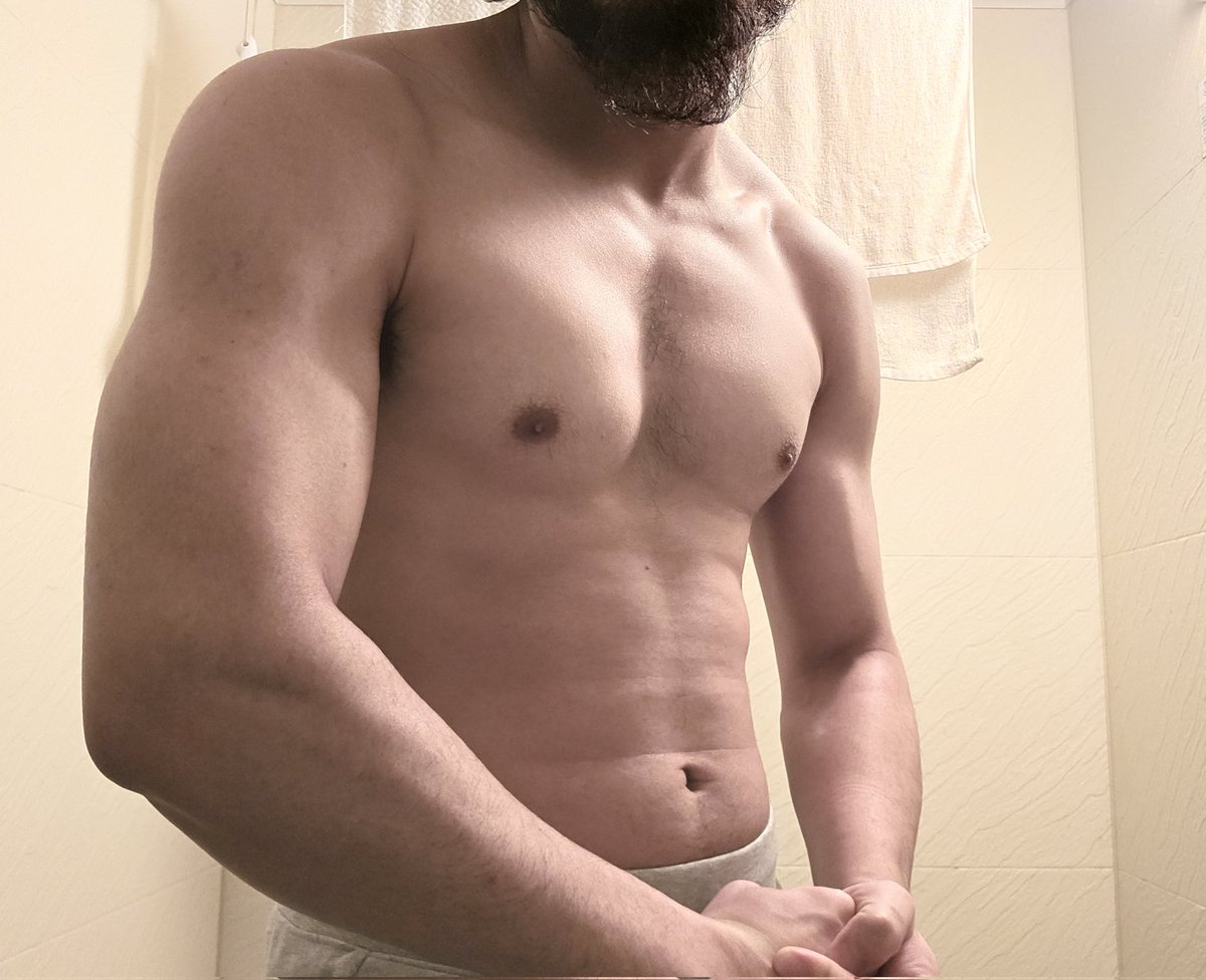 筋トレ再開ですよ～💢 