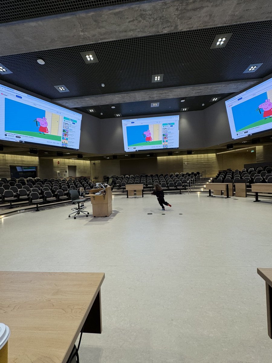 Julie Bogdanowicz tweet media