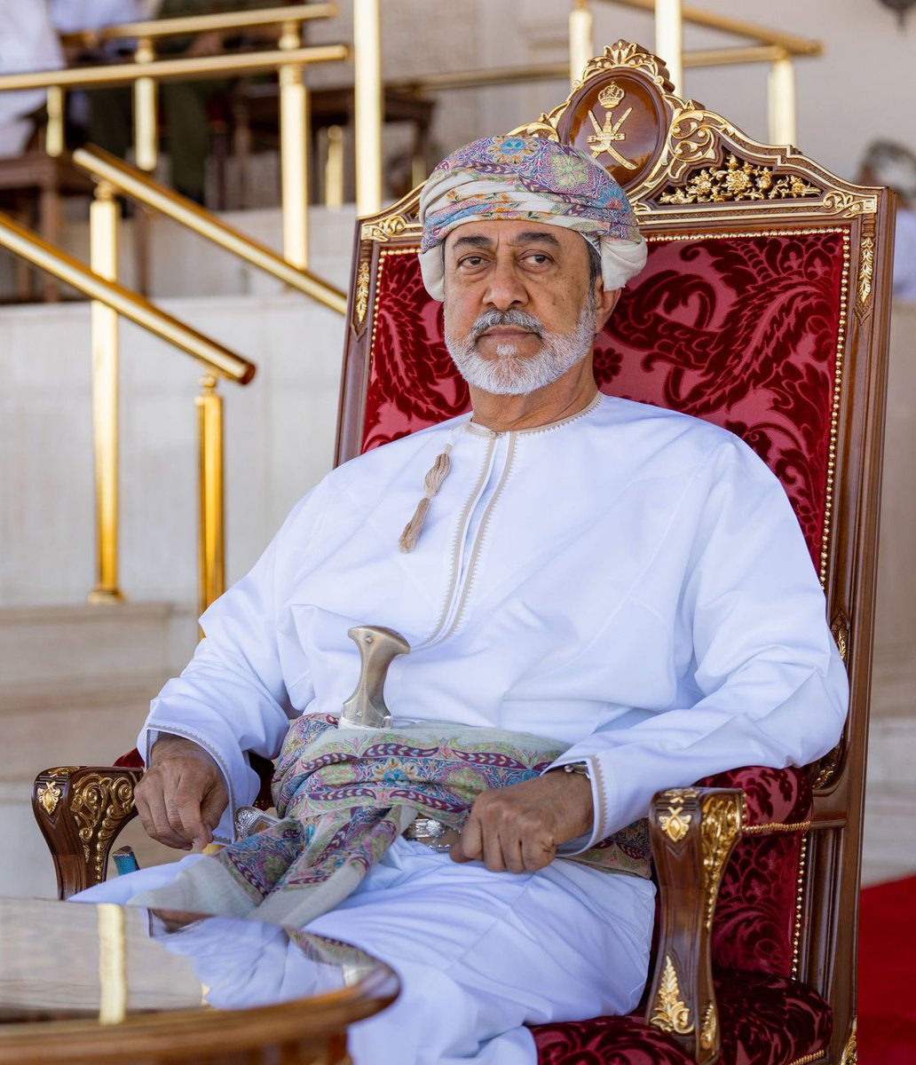 بمناسبة ذكرى تولي السلطان هيثم بن طارق مقاليد الحكم.

إقامة لمدة ليلة واحدة لشخصين في بيت فنجاء التراثي🚪🛌.
بالإضافة إلى مبلغ 150 ريال عماني مقسم على فائزين.

شروط المسابقة:
1-متابعة:
<a href="/Heritagehouse13/">بيت فنجاء التراثي</a> 
<a href="/fanjahouse_cafe/">بيت فنجاء كافيه</a> 
 <a href="/amj000d/">أمجد الراشدي</a> 

2- إعادة التغريد

3-كتابة أي تعليق في حب الوطن