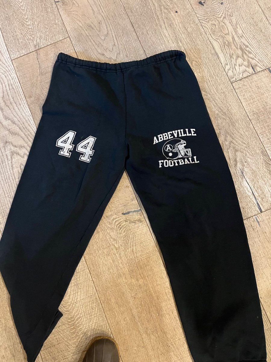 jayhendricks's tweet image. Wife says it’s time to get rid of these.  Warmed a lot of benches 23 years ago.  @AHSPantherFB