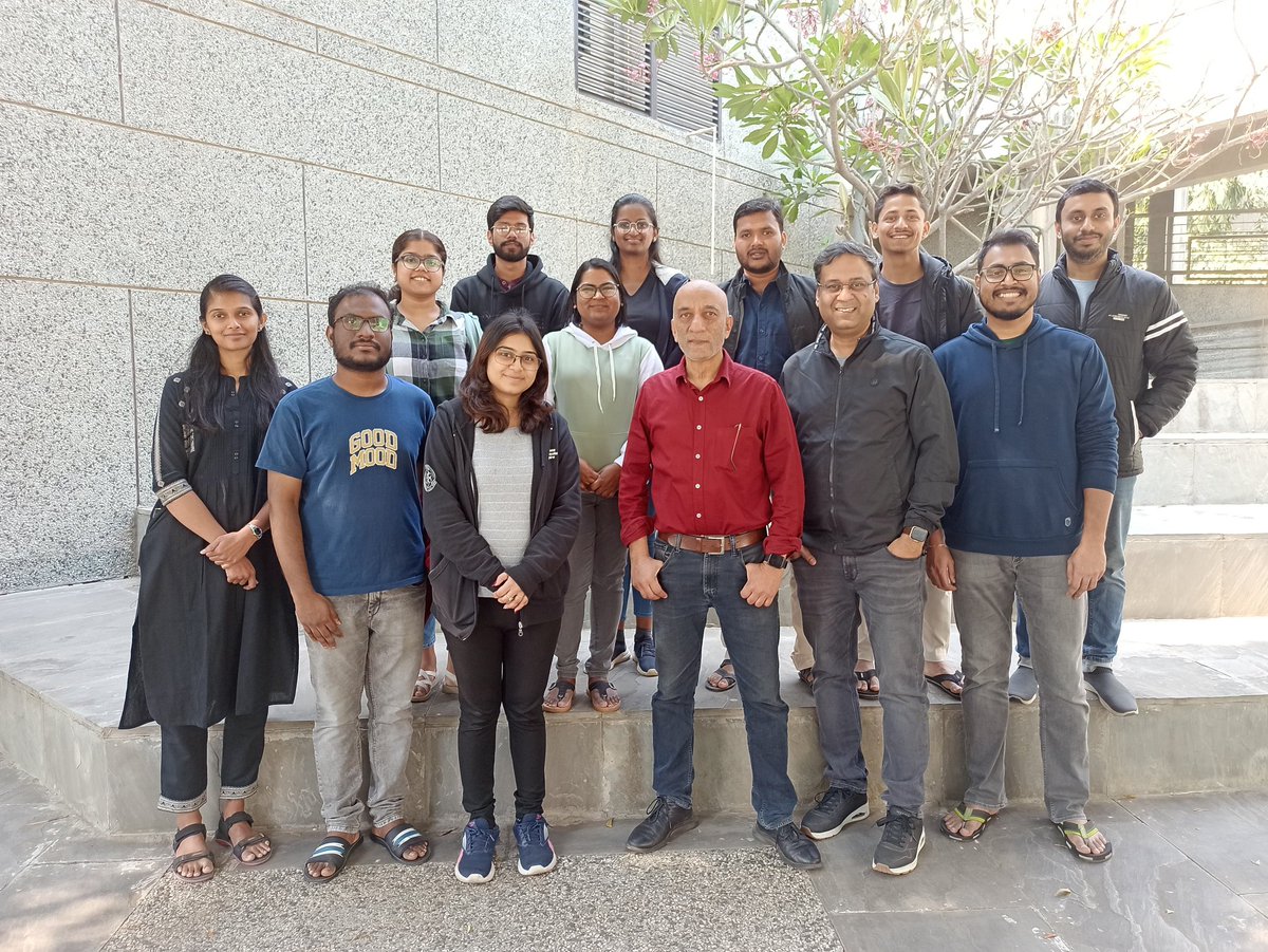 LSLM_IITGn's tweet image. Thank you, Prof. Ramaswamy, for an inspiring colloquium. Your visit was immensely valuable for our group members, sparking meaningful discussions and new ideas. Looking forward to more such engaging sessions in the future!