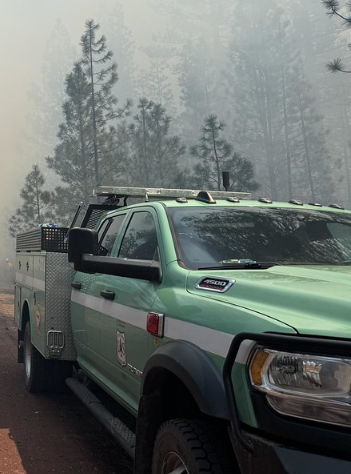 USDA Forest Service firefighters from Oregon and Washington are among the thousands of emergency responders supporting multi-agency efforts battling the devastating fires in southern California. Our hearts go out to all of those in affected communities.