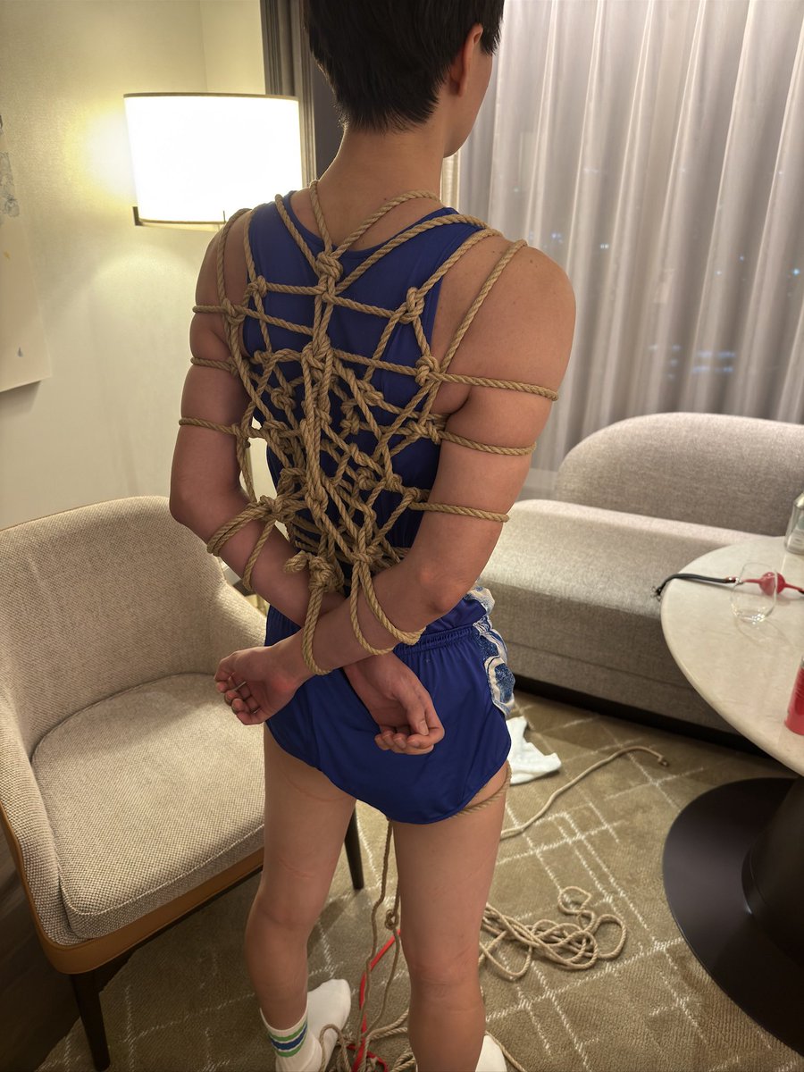 タイミングが合ったので縛ってもらいました🎍
素敵な時間をありがとう🇺🇸
🪢<a href="/OneOnOne_TW/">fsaml_recon</a>