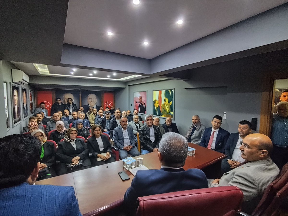 VeyselSahinMhp's tweet photo. Torbalı İlçe Teşkilatımız ile bir araya gelip istişarelerde bulunduk.

İlçe Başkanımız Veli Kaçar’a , İlçe Yöneticilerimize, Meclis Üyemize ve Ülküdaşlarımıza misafirperverlikleri için teşekkür ederim.

Var olsun teşkilatımız. https://t.co/l7GKDt1zw0