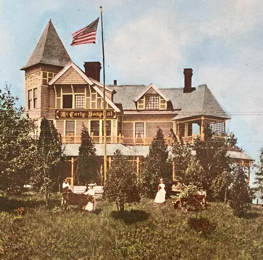 Fun Fact Friday 🌟 Anne’s Washington Inn, built in 1885, has a rich Saratoga history—from a hilltop cottage to a hospital offering free care, to the Washington Inn in 1944. Renamed to Anne's Washington Inn to honor Anne Bokan. The Bokan family celebrated 80 years last year!