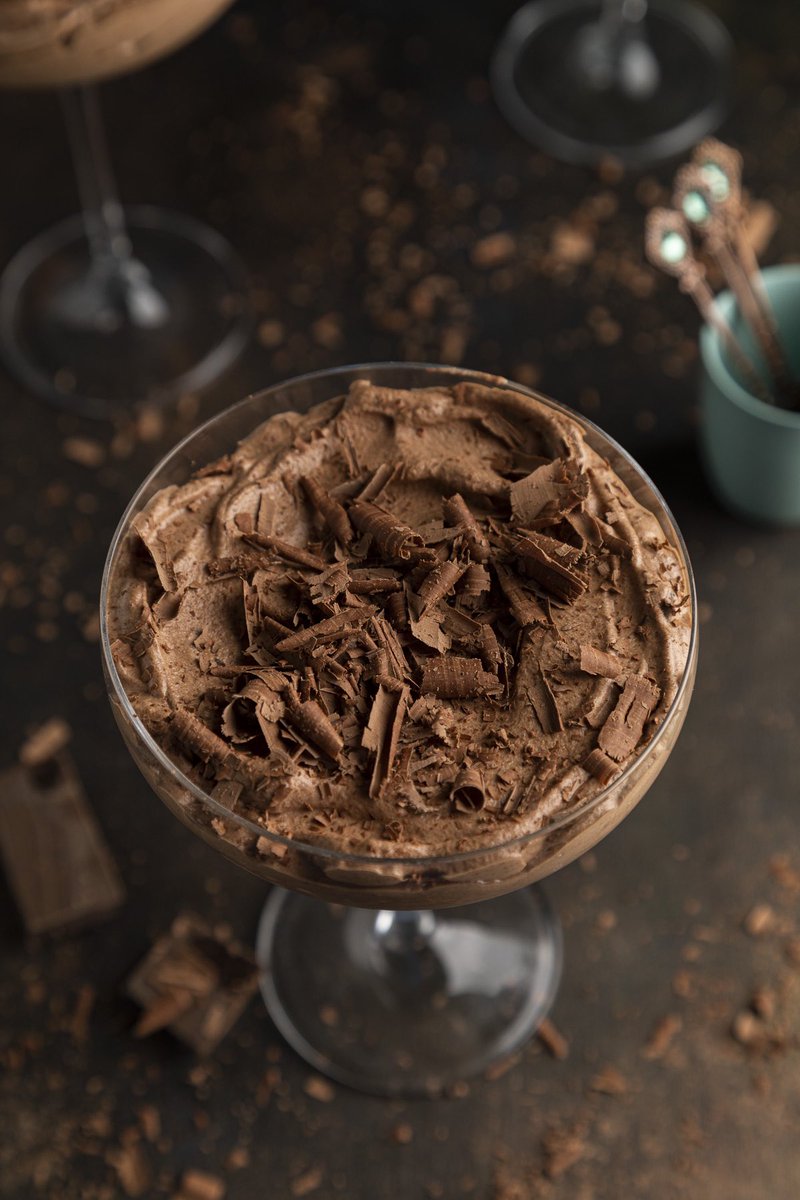 Mus czekoladowy z dwóch składników 😘❤️

odczarujgary.pl/mus-czekoladow…