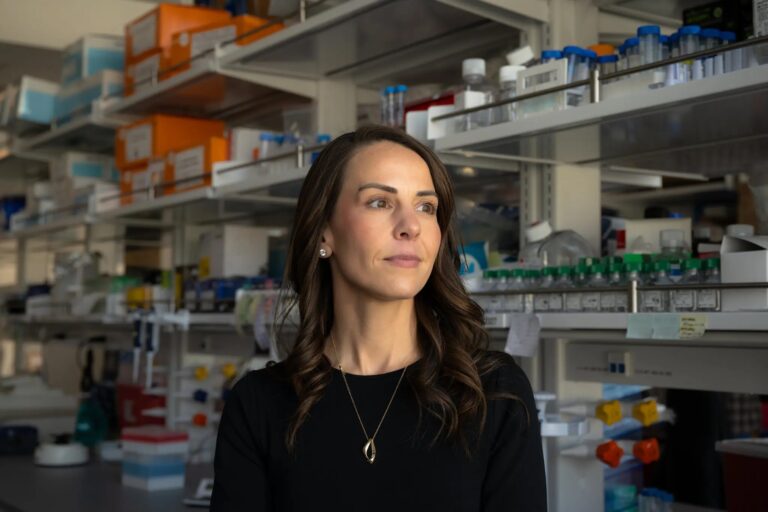 Global Brain Health Institute (@gbhi_fellows) on Twitter photo Linde Jacobs’ dedication to ending frontotemporal dementia (FTD) is inspiring, turning personal loss into a powerful force for change. Read more👉Fighting to Avoid Her Mother’s Fate, for Her Daughters’ Sake | Neurology | Washington University in St. Louis <a href="/UCSFmac/">UCSF MAC</a> <a href="/WashUNeurology/">WashU Medicine Neurology</a> Linde Jacobs’ dedication to ending frontotemporal dementia (FTD) is inspiring, turning personal loss into a powerful force for change. Read more👉Fighting to Avoid Her Mother’s Fate, for Her Daughters’ Sake | Neurology | Washington University in St. Louis <a href="/UCSFmac/">UCSF MAC</a> <a href="/WashUNeurology/">WashU Medicine Neurology</a>