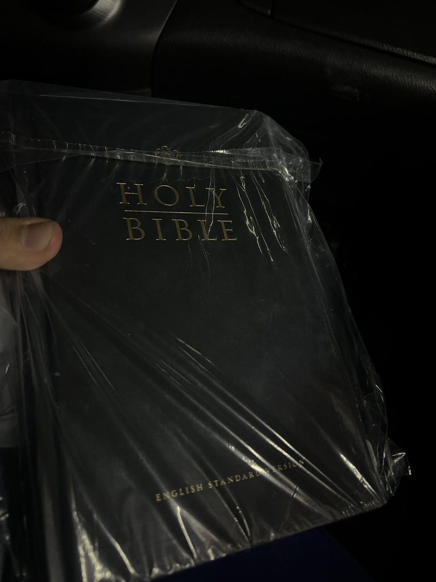 never been the guy to flex. but i just got this