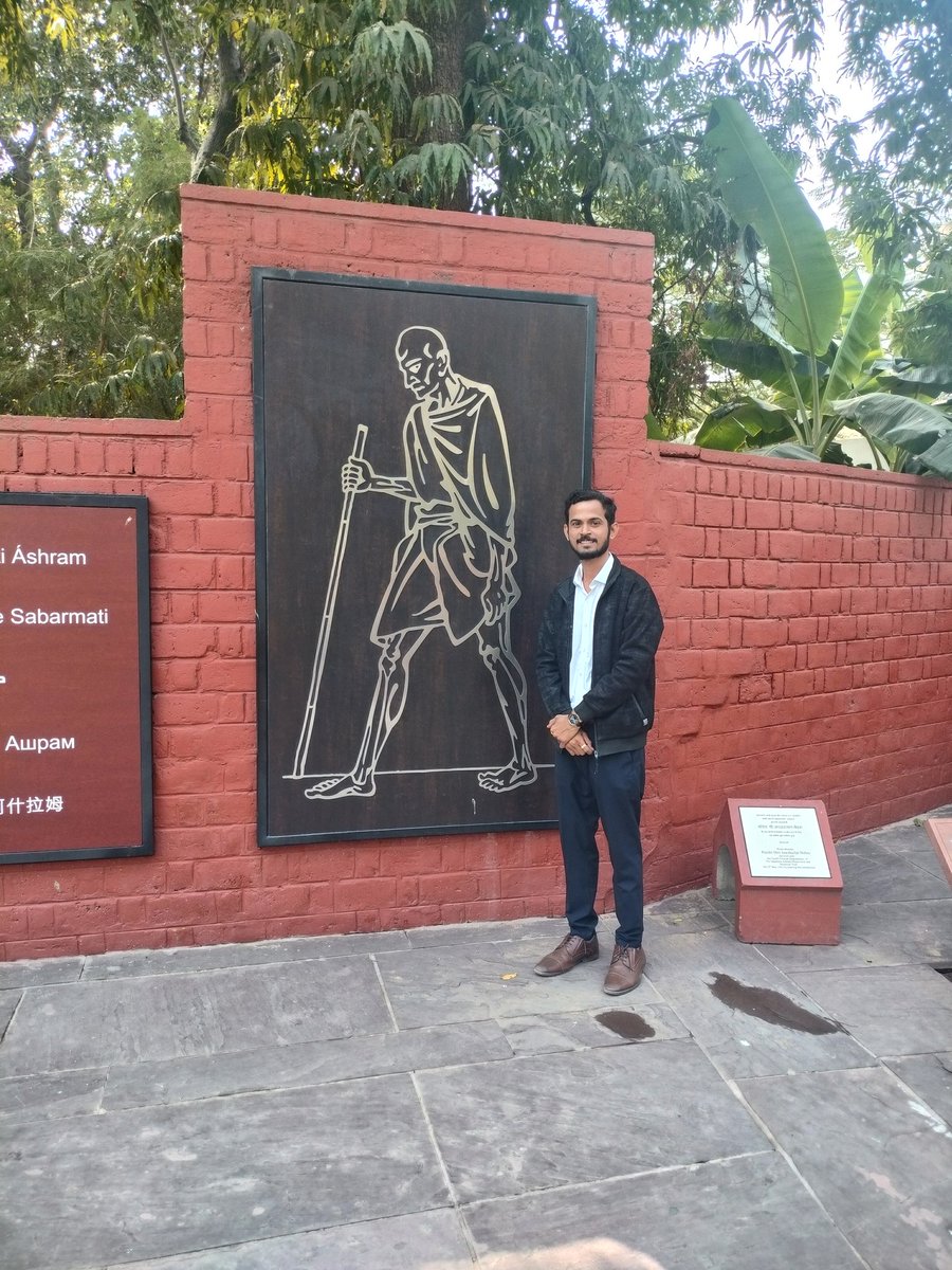 PANCHALPARTHD's tweet photo. Visit 

Sabarmati Ashram📍

पूज्य बापू 🙏 https://t.co/8sQ1QUbCIt