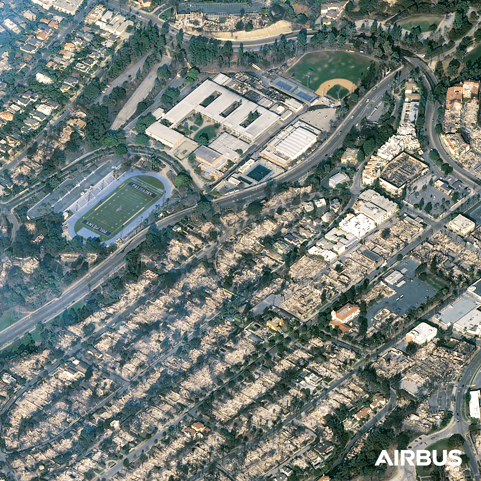 Gg8AhhdWoAAcYiX?format=jpg&name=large