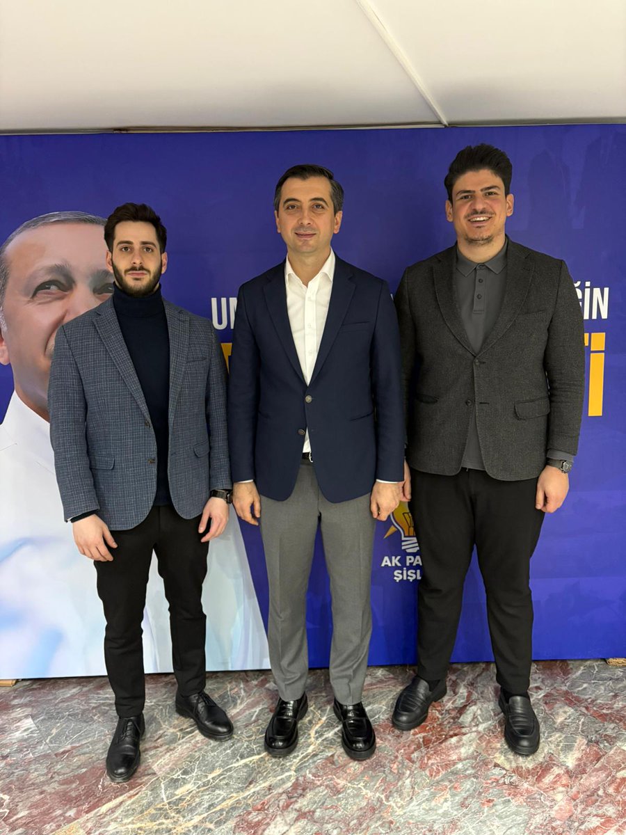 Genç ve Dinamik! 💥

AK Parti Şişli Gençlik Kolları Başkanlığı'na aday gösterilen Muhammed Burak Polat’a başarılar diliyorum! 💪🎯

AK Parti Şişli Gençlik Kolları Başkanlığı görevini devreden Serkan Bayır kardeşime bugüne kadar yapmış olduğu hizmetlerden ötürü teşekkür ediyorum.