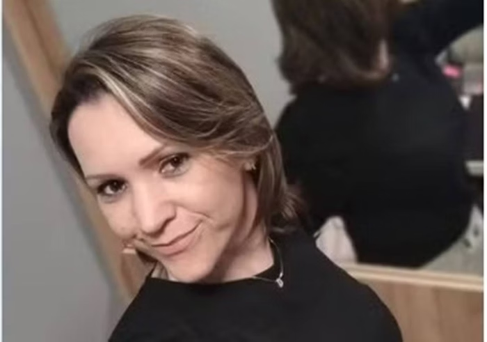 Metropoles's tweet photo. ➡️ Suspeita de envenenar bolo no RS é assassina em série, diz polícia

Em coletiva de imprensa, a delegada responsável pelo caso afirmou que há indícios que suspeita tenha envenenado outras pessoas anteriormente

Leia: https://t.co/aieo7gBSnT https://t.co/FvypuDZGbh