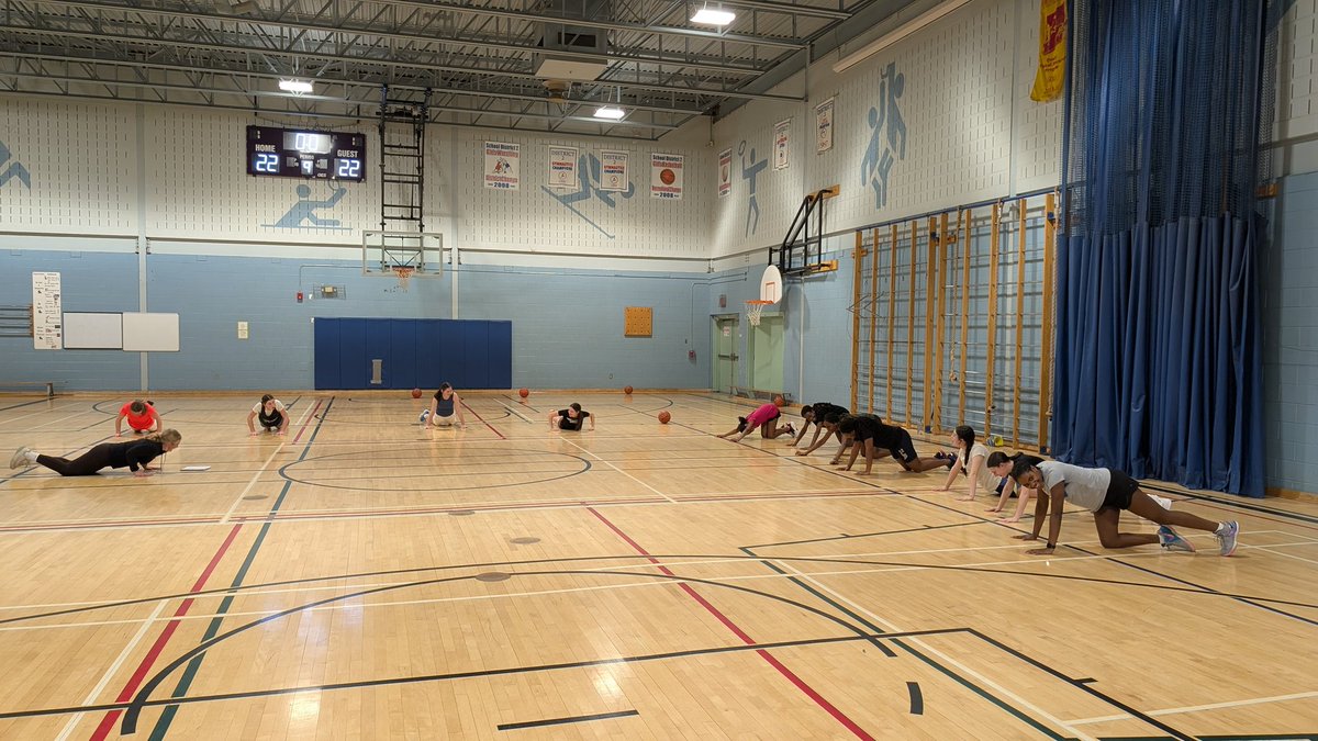 benmorrison14's tweet photo. We were fortunate to have the former Canadian powerlifting champion, and world #3 Katelyn Allen join our practice last night. Discussed nutrition, mental toughness and leadership with our girls. #girlpower #guestspeaker #Leadership https://t.co/FXTpH91wvJ