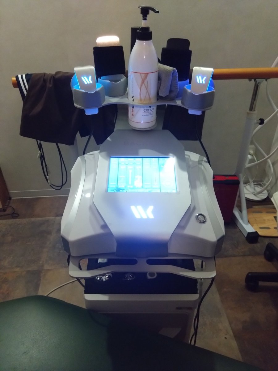 mandarin_epw's tweet image. 今日は子守熊のあくび
ここに来たぜ💨

四国でもほとんど置いてないらしい
WINBACKつぅ高周波治療で
身体の傷みがなくなって
完全完熟に元通りだ🍊💥

身体に傷みがある奴は
腐っちまう前にここ行きな⇓
koala-akubi.jp

#WINBACK
#子守熊のあくび
#完全完熟