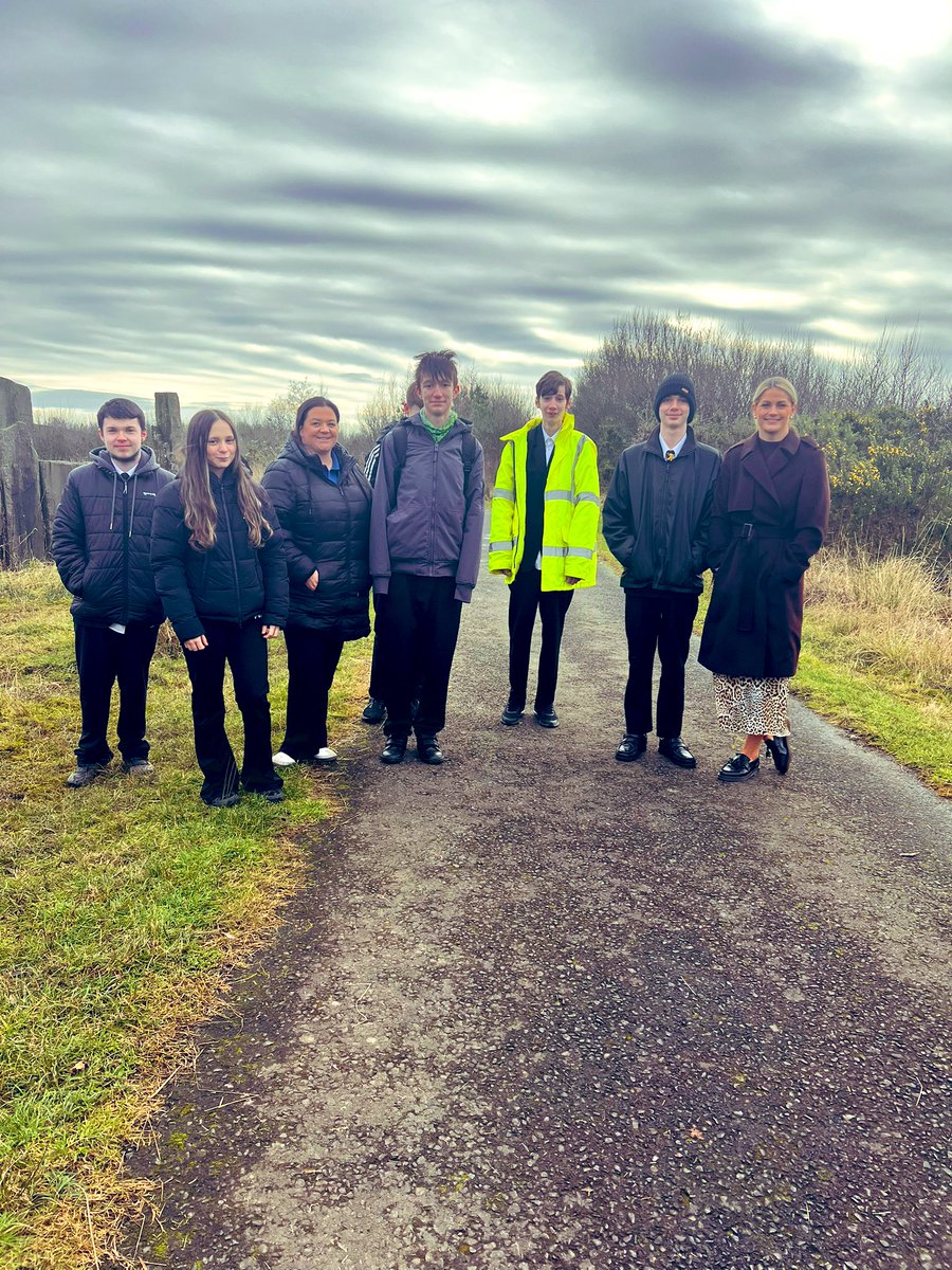 A very cold but refreshing walk for Year 10 Kings Trust today ☺️ getting our steps in and talking about the importance of stay fit and healthy <a href="/MaestegSchool/">Maesteg School</a> #KingsTrust