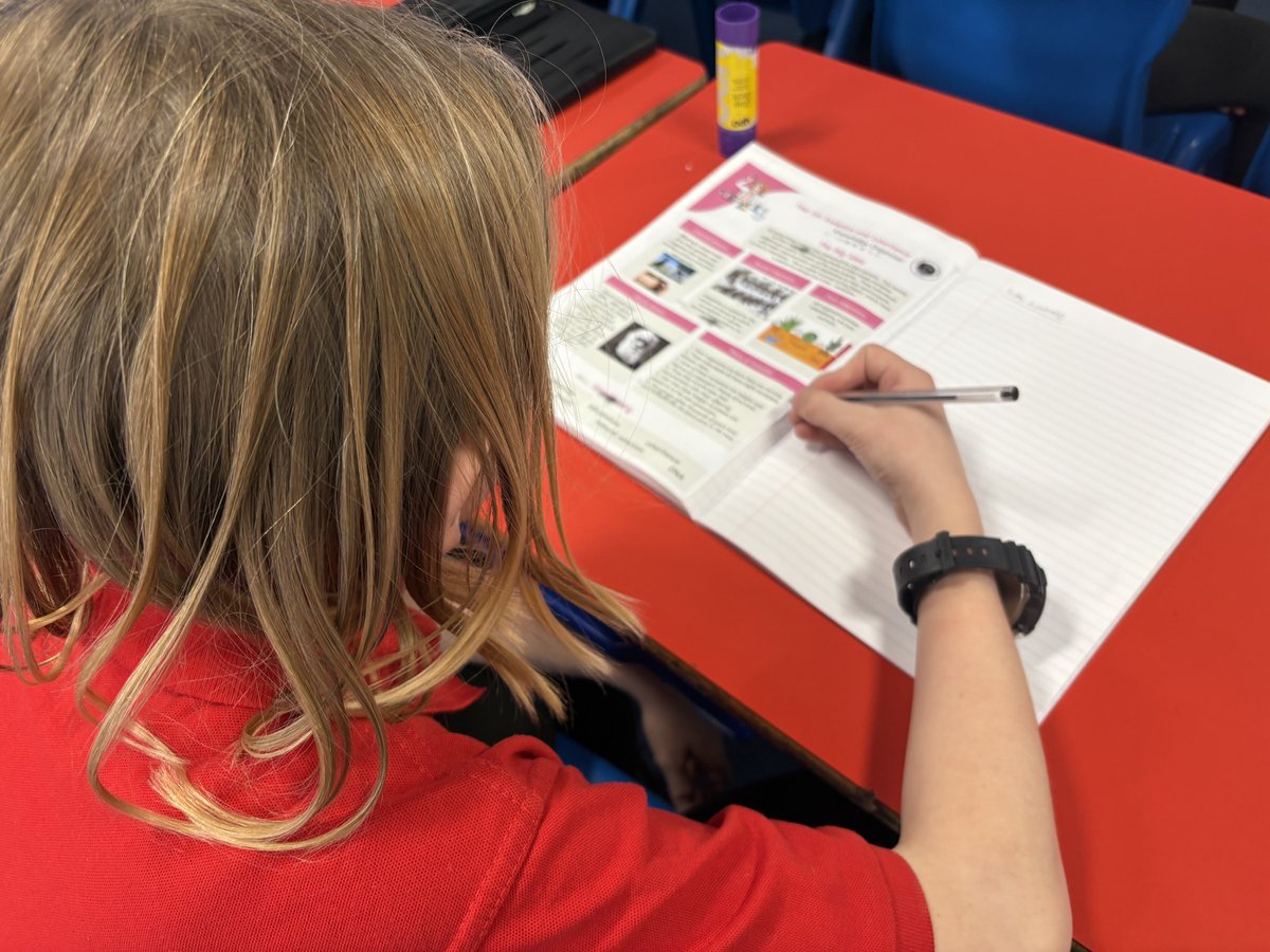 MasefieldCP's tweet image. Year 6 have started their Science on Evolution #learningwalk #believeachievesucceed