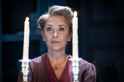 #MerchantOfVenice1936 is "essential theatre" My ⭐️⭐️⭐️⭐️⭐️review tells why.. <a href="/TracyAnnO/">Tracy-Ann Oberman MBE</a> <a href="/Fowler8Gavin/">Gav Fowler</a>  @josephmillson  jonathanbaz.com/2025/01/the-me…
