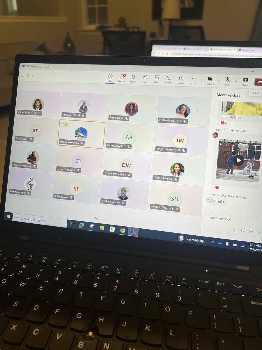 StonewallTell's tweet image. ❄️ Snow day? No problem! 🌨️ Our dedicated team stayed cozy and connected during today’s virtual staff meeting. #SnowDayLearning #DedicatedEducators @NPorter17 @aplatimore