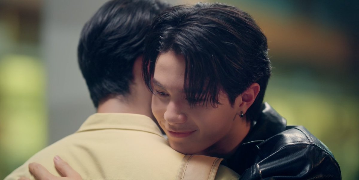 ThamePoSeries's tweet photo. ถ้าหัวใจเต้นผิดจังหวะ นั่นแหละเรียกว่า “ความรัก”💗 #ThamePoSeriesEP5
@Williamjkp1 @EstRvp https://t.co/W6dOllvYK1