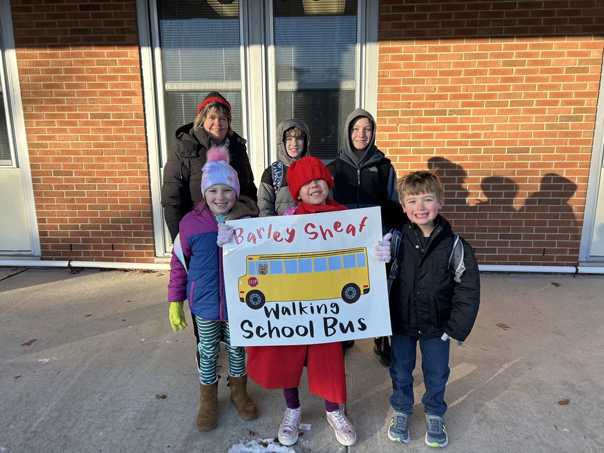 Mrs. DeDea tweet media