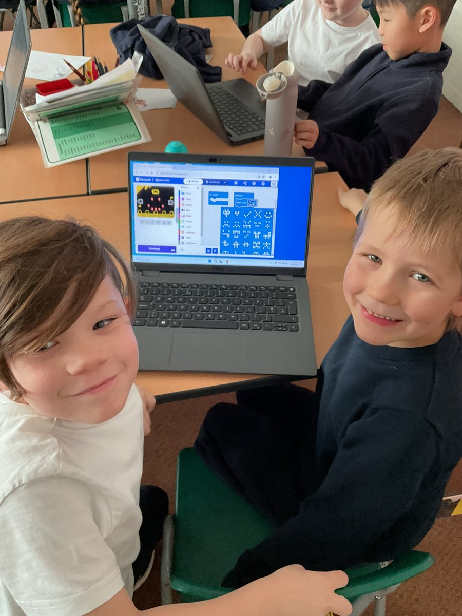StanleyGrovePri's tweet photo. Class 3 have enjoyed exploring the microbit website and creating microbit simulations onscreen. #stgroveict #stgrovecomputing. https://t.co/Vi6NRkD1d1
