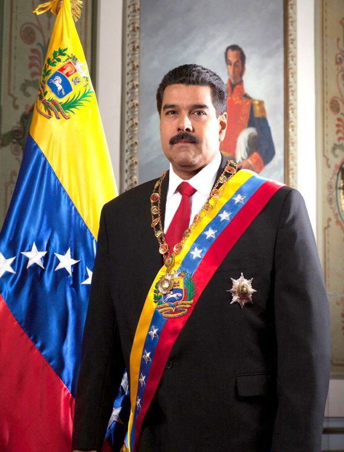Ya juramos carajo... <a href="/NicolasMaduro/">Nicolás Maduro</a>  <a href="/ConElMazoDando/">Con el Mazo Dando</a> #Venezuela dónde andas <a href="/MariaCorinaYA/">María Corina Machado</a>  la mentirosa y el borracho <a href="/EdmundoGU/">Edmundo González</a> que estará haciendo