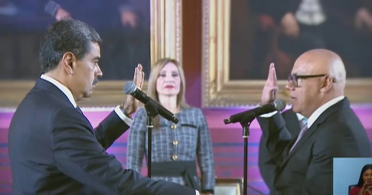 La dictadura se quiere vestir de democracia pero el velo se cayó el #28J

Todo mi desprecio al dictador, y a quienes con su silencio lo apoyan.

¡Venezuela será libre! 🇻🇪

#MaduroDictador #MaduroVaACaer #VenezuelaSeraLibre #VenezuelaNoEstaSola