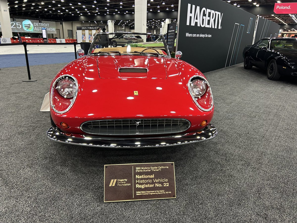 MKentnerCTV's tweet photo. Recognize this car? The 1985 Modena Spyder California made a movie appearance in Ferris Bueller’s Day Off. @CTVWindsor @detautoshow https://t.co/AjyeMoqMTu