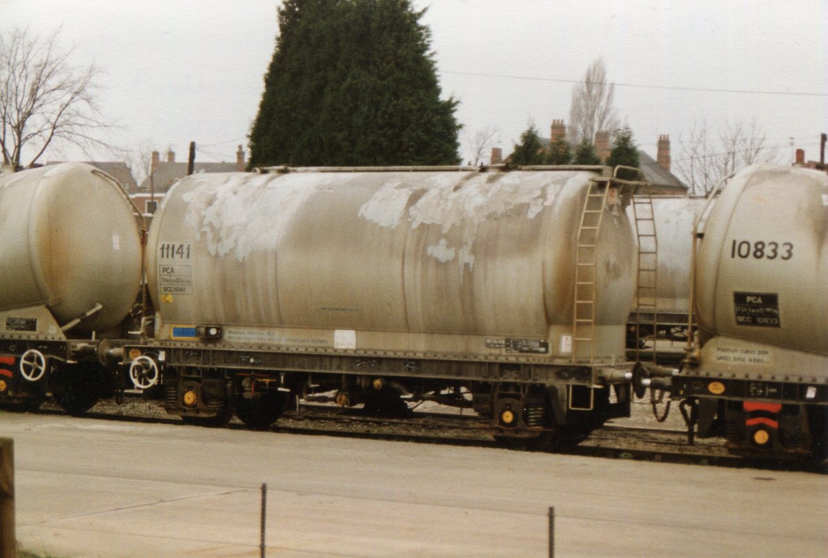 PCA cement tanks at the Blue Circle Cement terminal near Beeston 13-2-1993.#wagons <a href="/SalopianLyne/">Richard Bywater</a> <a href="/Ranaroth2/">Ranaroth</a>