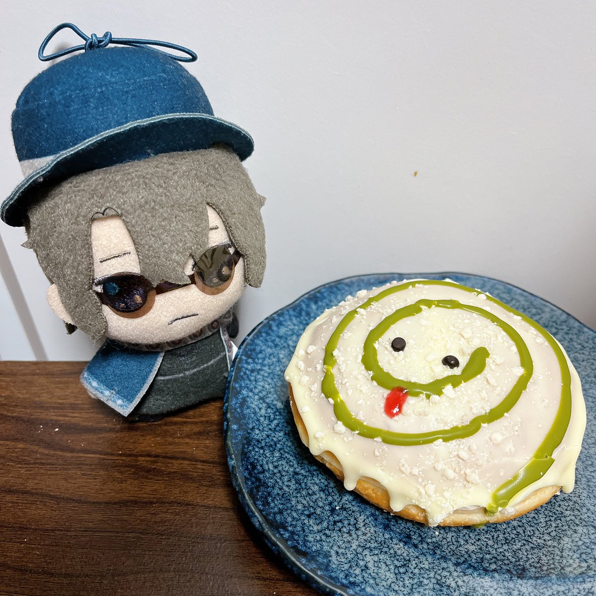 ことしはへびどしだ

#金曜ぬいNight 
#まほやく_ぬい