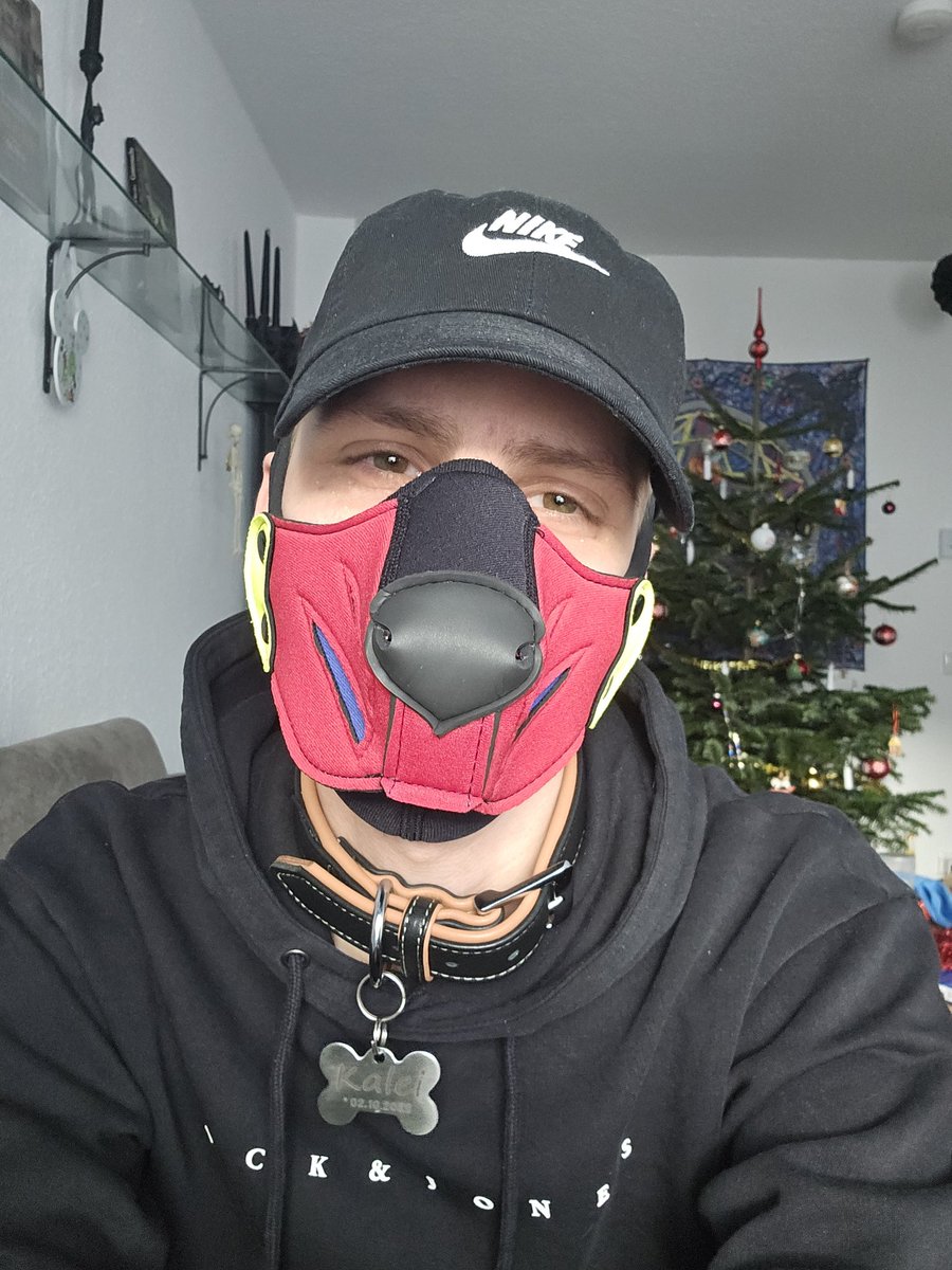 Noch vom Dezember letztes Jahr 😋
#gay #men #puppy #petplay #guy #fetish #humanpup