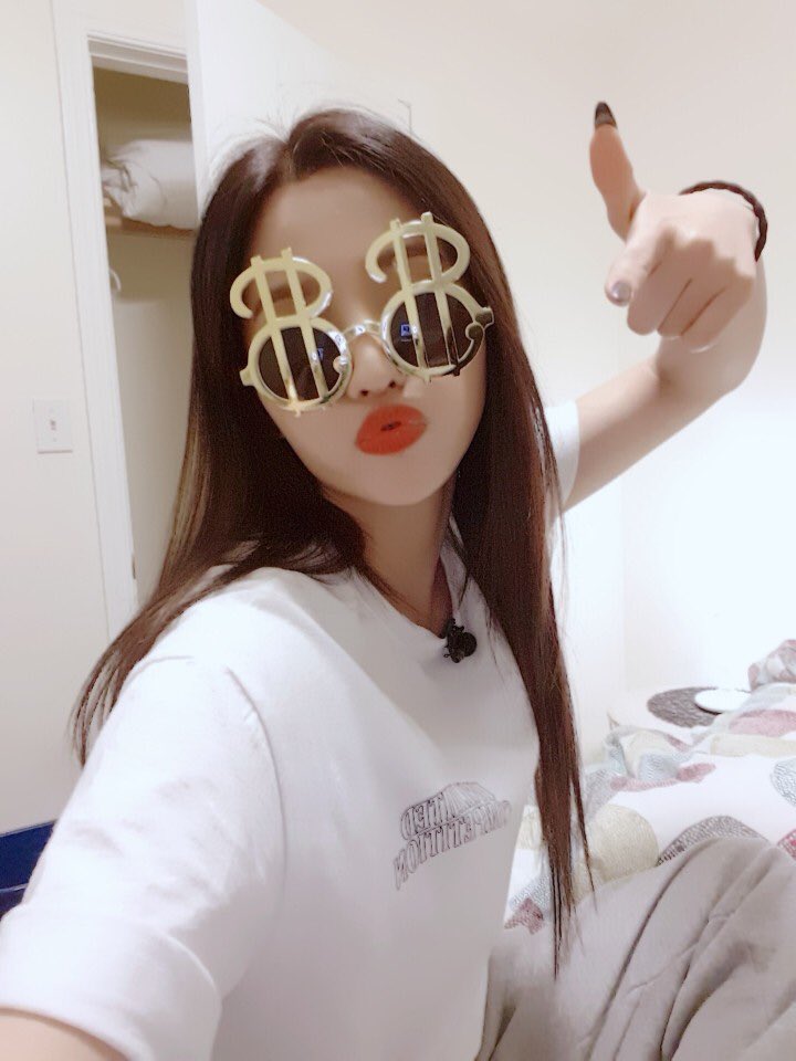 nekuzocore's tweet photo. Hoy #1001日付 hay que manifestar mucho dinero, prosperidad y éxito al ser un día especial bc today is the #砂糖��u𝚜𝕙ed_𝐝𝐛 de mis niños bonitos y aquí vengo a echarle porritas a #𝚗ec𝕣o𝐦ân𝚌e乗る en su gran día. ¡Muchas felicidades!

⠀⠀⠀🌸 . 生活 . ° #𝙽e𝒛ukō https://t.co/4jYdmcVQ0X