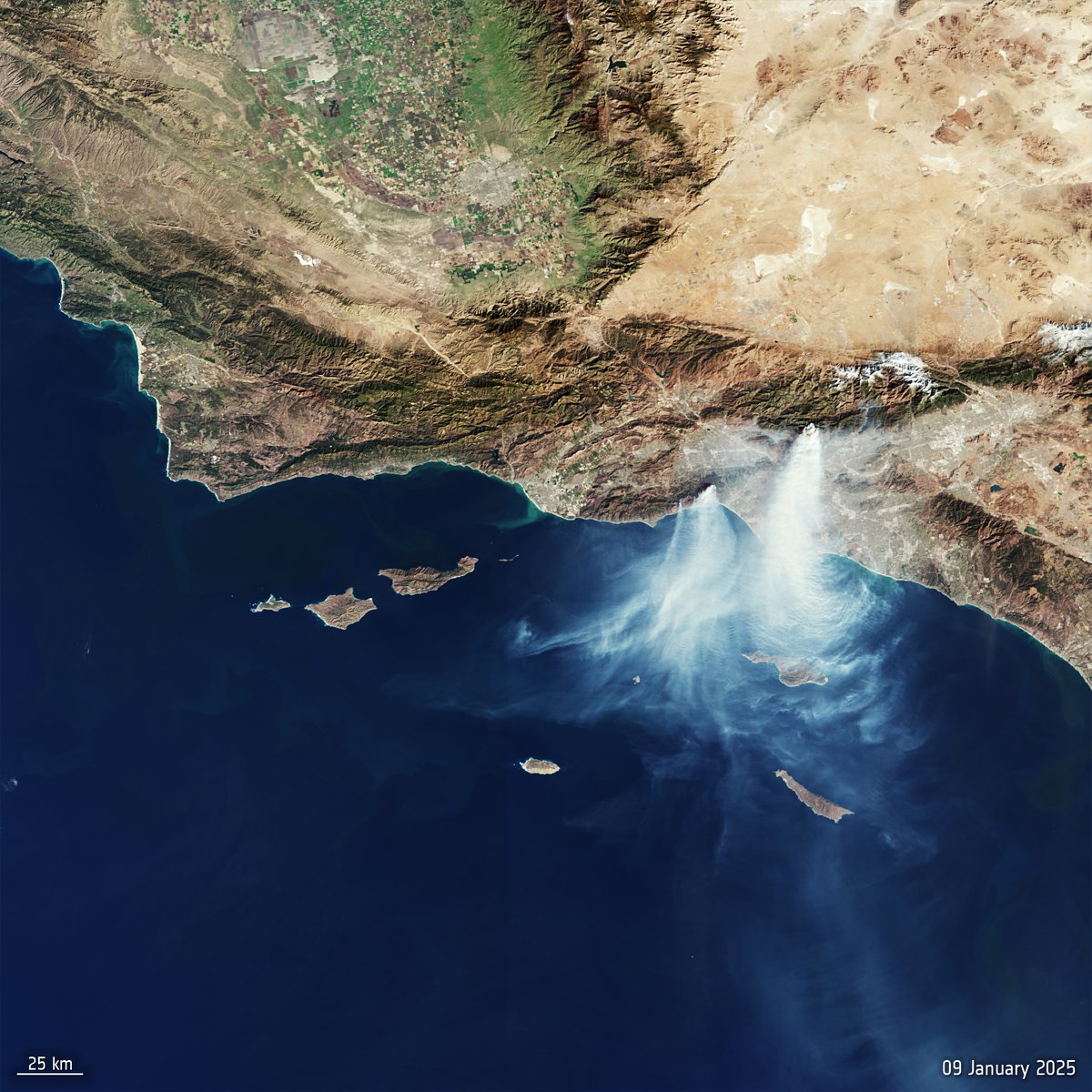 ESA_Envision's tweet image. Our heartfelt thoughts go out to our colleagues in the #VenSAR team @NASAJPL and everyone affected by the devastating fires in California, USA.
Us at @ESA_Envision team stand with you in these challenging times.
Stay safe.
📸: Copernicus Sentinel-3 mission
🔗: ESA - Los Angeles…