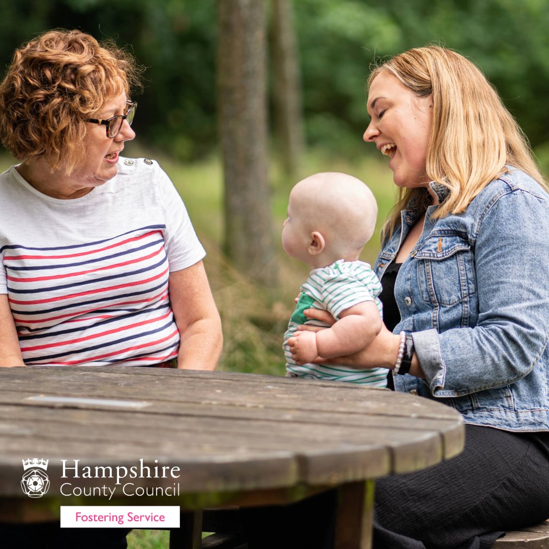 Parent and child fostering supports young parents and their children, helping them stay together and thrive. Learn more about this unique fostering role: hants.gov.uk/socialcareandh… 
#Fostering #ParentAndChild #Support