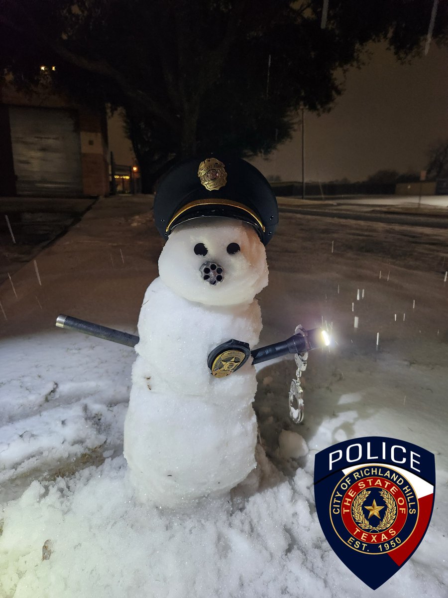 We hope everyone is staying safe and warm today. Remember to drive with caution and watch for icy spots. 

Night shift had a little fun in the snow last night. ⛄️ 
Now what should we name him? Officer Frost? 🤔