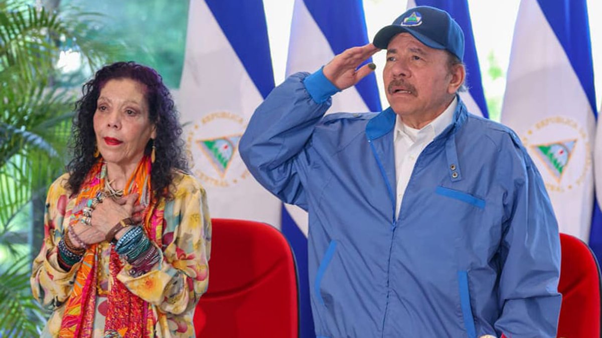 FidelMoncada88's tweet photo. Llegamos a 18 años de un gobierno sandinista que ha logrado desarrollar #Nicaragua

Con #DanielYRosario seguiremos desarrollando nuestra bella y valiente #Nicaragua

    🔴⚫️✌️🔴⚫️✌️🔴⚫️✌️🔴⚫️

#Orgullosos18PuebloPresidente
#PLOMO19 #Nicaragua https://t.co/qjhgfJxIyT
