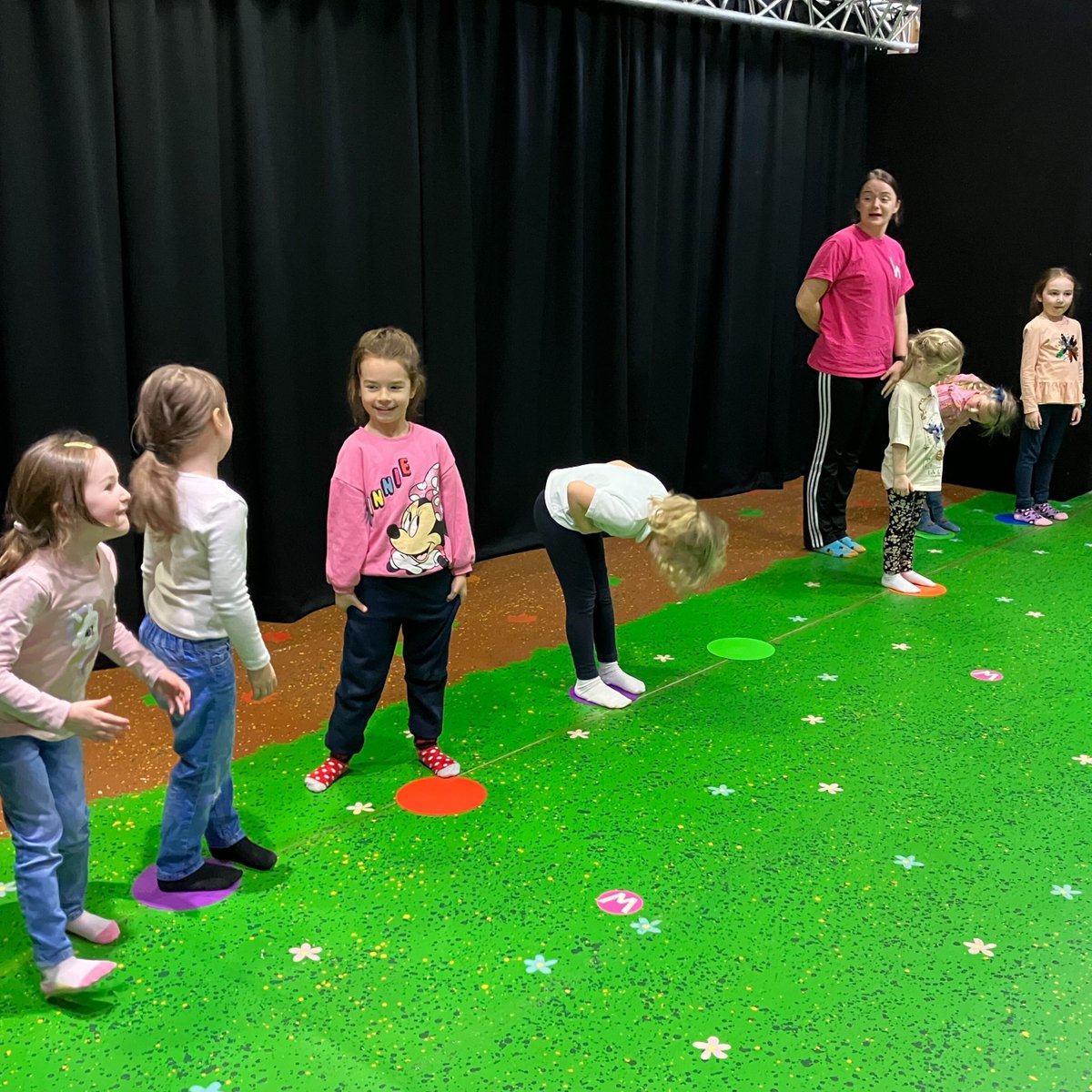 The stage is set, the dance floor cleared &amp; the glitter ready for the start of spring term on Tuesday. Haven't booked yet? There's still time &amp; lots of ways to pay. Not sure what to try, call us about a one-off taster 👉 theworkshop.org.uk/classesandholi…