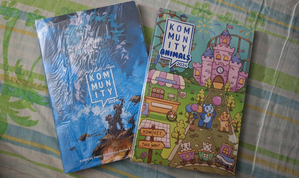 rhavendc's tweet image. Yay! Budol flex of #Kommunity comics from @KomiketPH 🥹🥺 Buti may stocks pa hehehehe