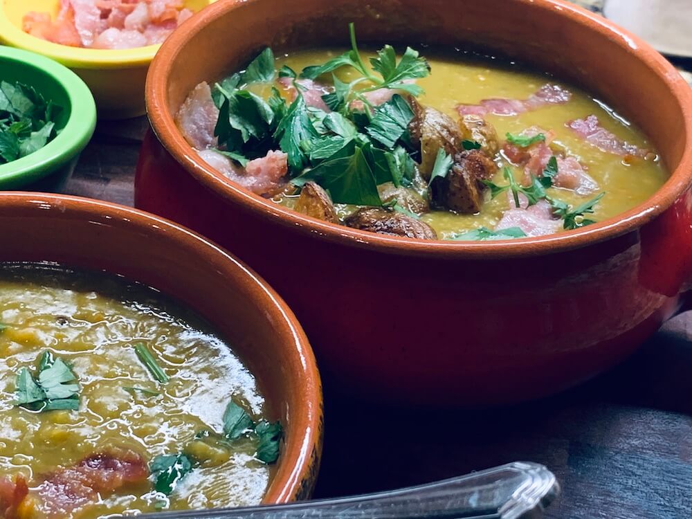DiscoverSelf's tweet photo. This Instant Pot Split Pea Soup is Easy to Cook and is so Nourishing! Swipe the #Recipe & Check out what other foods you can add to celebrate the taste of this delicious #Soup! #InstantPot #soups #splitpeasoup #cooking #souprecipe https://t.co/OxR10ish5A https://t.co/qt9LJeUE1d