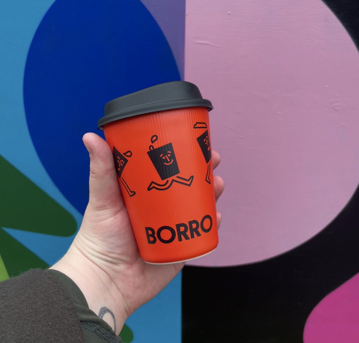 borro_org's tweet image. 👋 Say goodbye to disposable cups and extra costs! 

Use Borro at @companiobakery @AncoatsCoffeeCo  @SocialRefugeMCR  more- and save with every sip ☕🌍  

#BorroManchester #Returnablecups #GreenerManchester #Sustainable #CoffeeTime #manchester