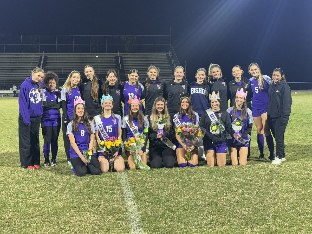 WSHS Womens Soccer (@wswomenssoccer) on Twitter photo Congrats to these girls on their Senior Night win last night. Despite the very cold temps,they got it done. They take th field against Deltona tonight in last home game. Kickoff at 7pm at the Epps!! C’mon You Bears!!
<a href="/Petes_dragons/">Mr. Gaffney</a>
<a href="/WSBearAthletics/">WINter spRINGS ATHLETICS</a> Congrats to these girls on their Senior Night win last night. Despite the very cold temps,they got it done. They take th field against Deltona tonight in last home game. Kickoff at 7pm at the Epps!! C’mon You Bears!!
<a href="/Petes_dragons/">Mr. Gaffney</a>
<a href="/WSBearAthletics/">WINter spRINGS ATHLETICS</a>