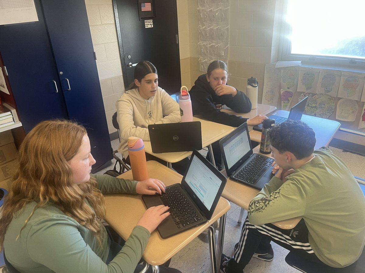 HHJuniorAviators tweet media