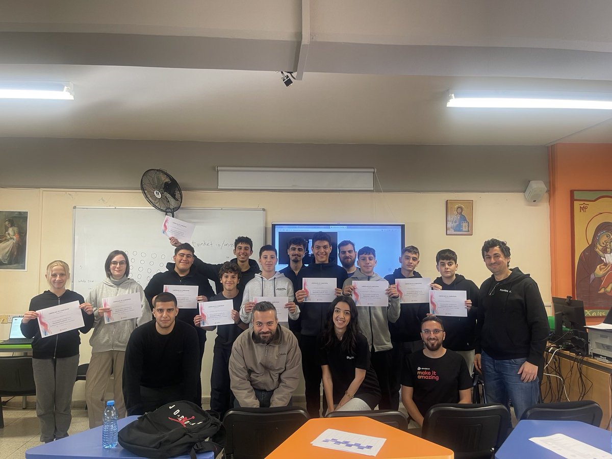 Amdocs's tweet image. From Israel’s Hadar School to Atlanta’s food packing for seniors, Amdocs employees are changing lives. 🌍 Small acts, big impact—this is what #ActsOfAmazing is all about. Know more: amdocs.com/sites/default/… #Volunteering #GlobalImpactCampaign