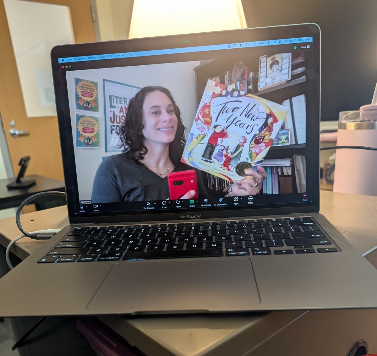 Julie Overly (@julieoteach) on Twitter photo Did you know that Jan 1st isn't the only New Year people celebrate!? I'm streaming into <a href="/UpperMerionSD/">Upper Merion Area School District</a> elementary classes today to read Two New Years by <a href="/richkarho/">Richard Ho</a> about his family that celebrates Lunar New Year AND Rosh HaShanah! Happy New Year! π§§β‘οΈ π Did you know that Jan 1st isn't the only New Year people celebrate!? I'm streaming into <a href="/UpperMerionSD/">Upper Merion Area School District</a> elementary classes today to read Two New Years by <a href="/richkarho/">Richard Ho</a> about his family that celebrates Lunar New Year AND Rosh HaShanah! Happy New Year! π§§β‘οΈ π
