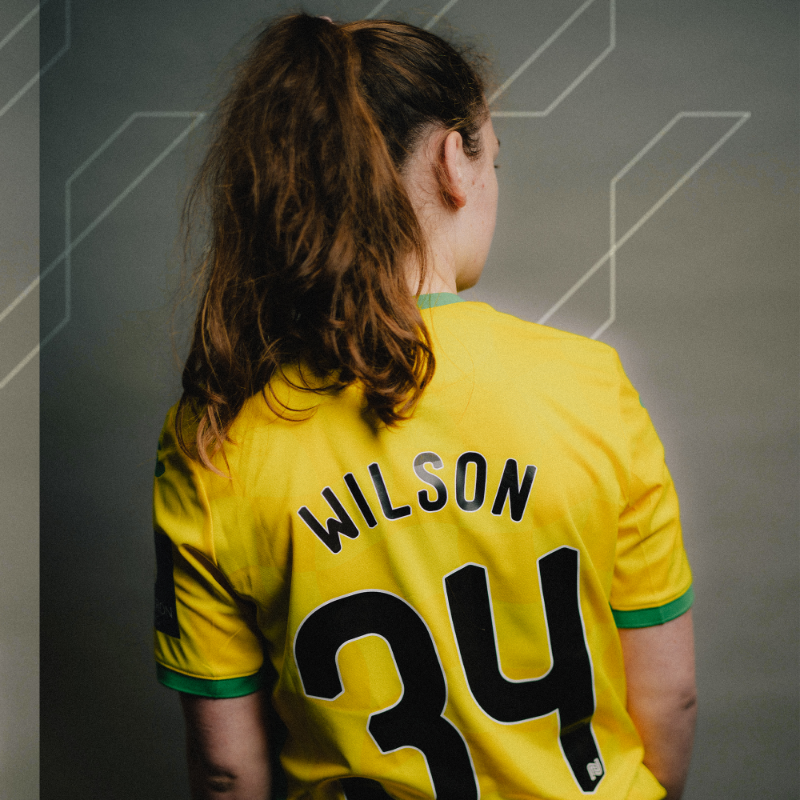 NorwichCityWFC's tweet photo. 🆕 𝐒𝐈𝐆𝐍𝐈𝐍𝐆 🚨

We are delighted to announce the signing of midfielder Drew Wilson, who has graduated from @NorwichCityCSF's Player Pathway 🤝

Welcome, Drew!