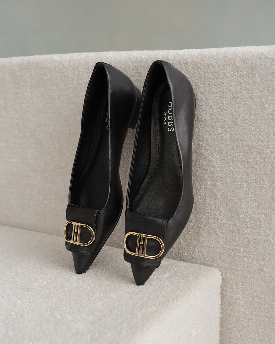 Stepping into 2025 in impeccable style. Which shoe is a bit of you? 👠<a href="/hobbslondon/">Al Hobbs</a>
