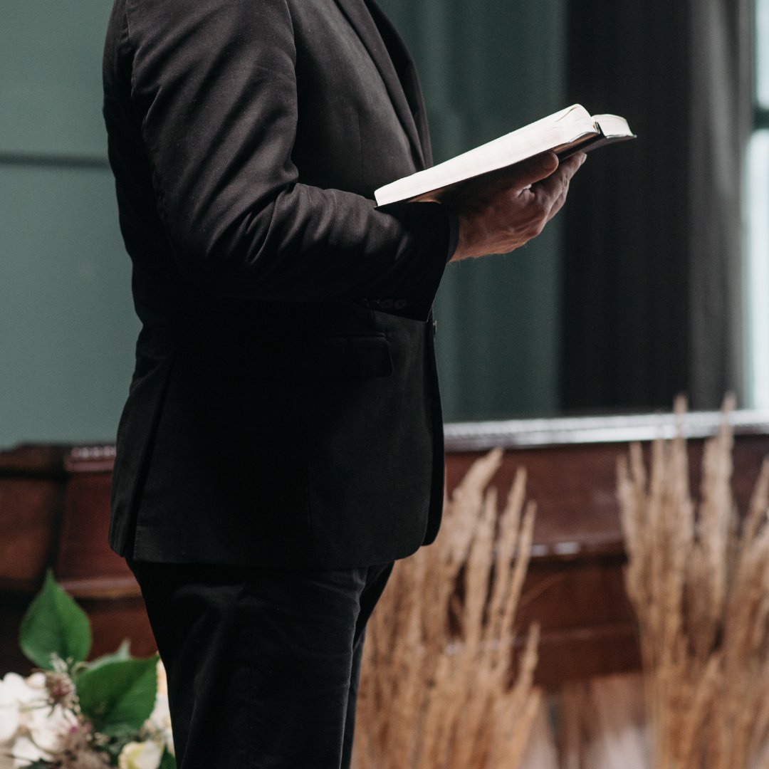 CutmoreFuneral's tweet photo. At Cutmore Family Funeral Directors, we believe every farewell should reflect a life filled with love and meaning. 

With care and compassion, we're here to support you in creating a tribute as unique as the memories you hold dear.

#cutmorefamilyfuneraldirectors #fareham https://t.co/qx1IzAVf7v