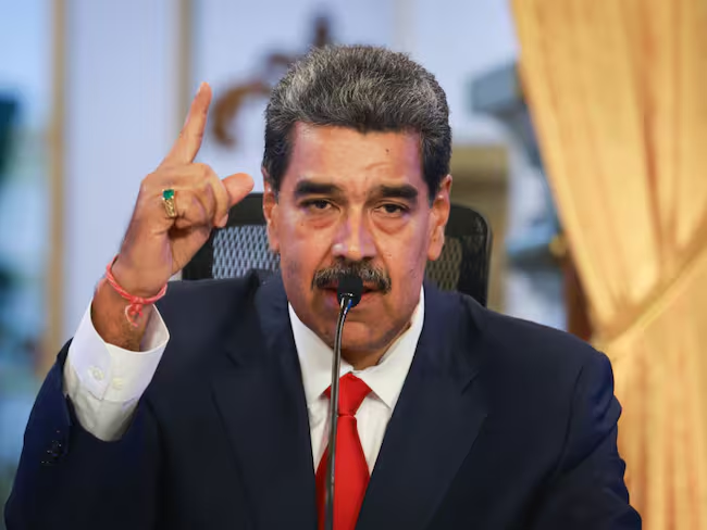 codiguillos's tweet photo. SE BUSCA A NICOLÁS MADURO MOROS
$25 millones por su cabeza, VIVO O MUERTO. https://t.co/Bm2NmTHZzC